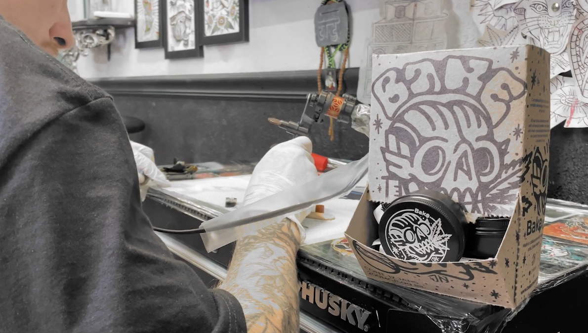 bake-tattoo-balm-Johan-Navarro